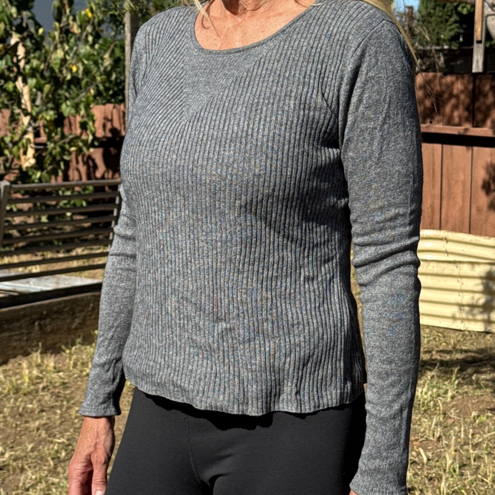 Gray Ribbed Women's Crew Neck Sweater